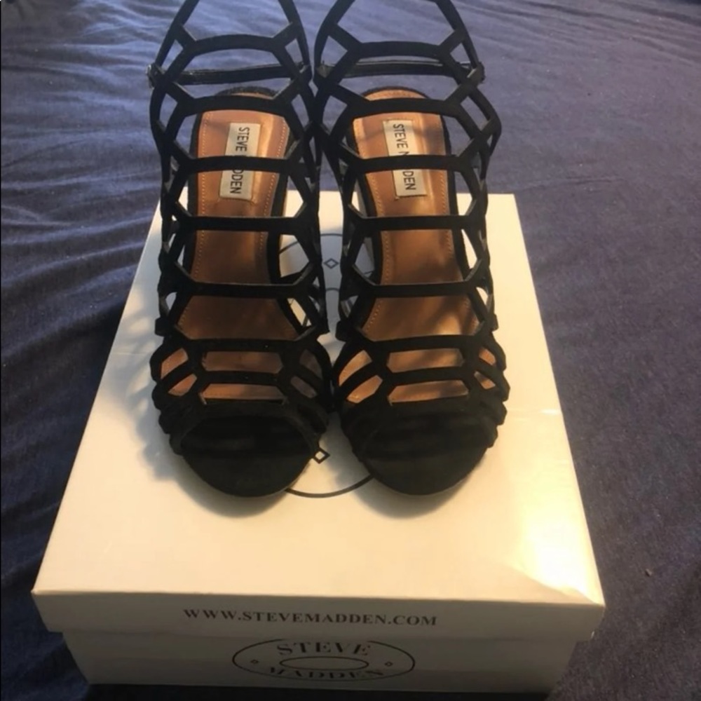 Steve Madden Caged Wedges